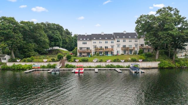 67 N Quinsigamond Ave 18, Shrewsbury, MA 01545