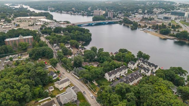 67 N Quinsigamond Ave 18, Shrewsbury, MA 01545
