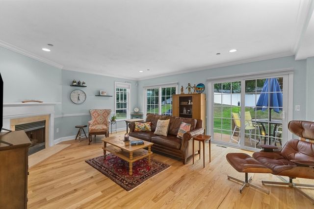 67 N Quinsigamond Ave 18, Shrewsbury, MA 01545