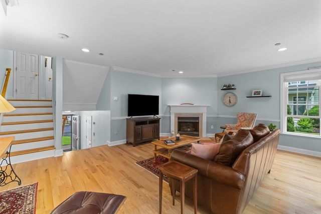 67 N Quinsigamond Ave 18, Shrewsbury, MA 01545