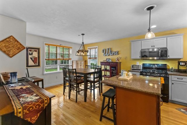 67 N Quinsigamond Ave 18, Shrewsbury, MA 01545