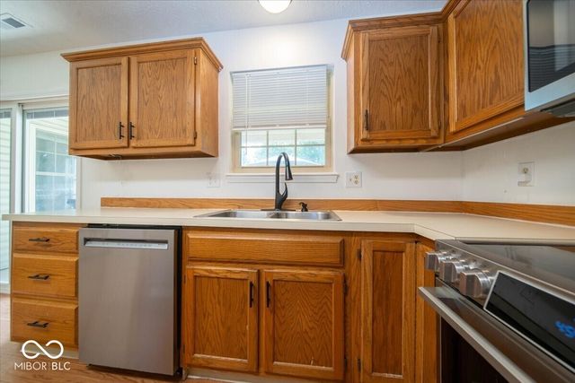 1662 Acorn Road, Franklin, IN 46131