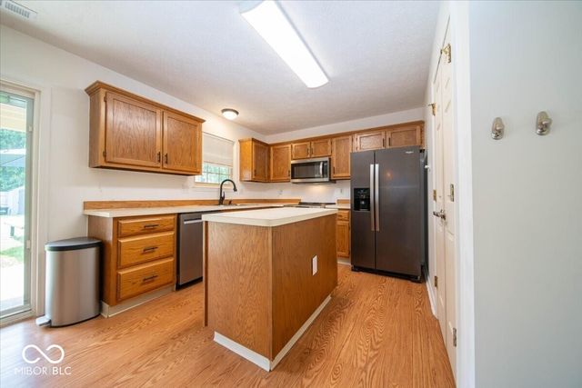 1662 Acorn Road, Franklin, IN 46131