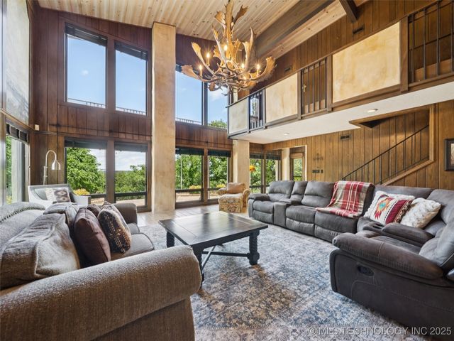 33239 E 732 Road, Wagoner, OK 74467