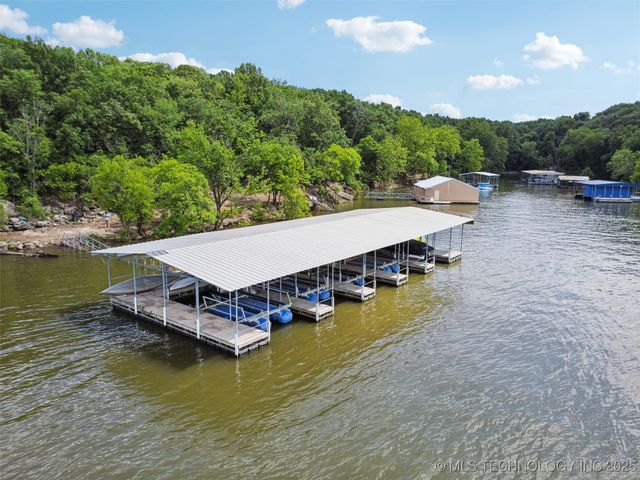 33239 E 732 Road, Wagoner, OK 74467