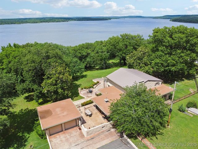 33239 E 732 Road, Wagoner, OK 74467