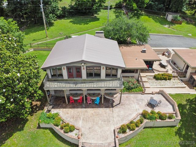 33239 E 732 Road, Wagoner, OK 74467