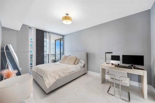 488 NE 18th Street 1801, Miami, FL 33132