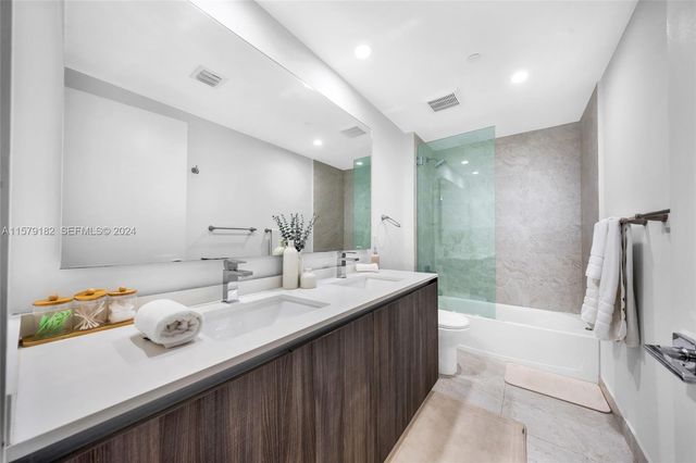 488 NE 18th Street 1801, Miami, FL 33132