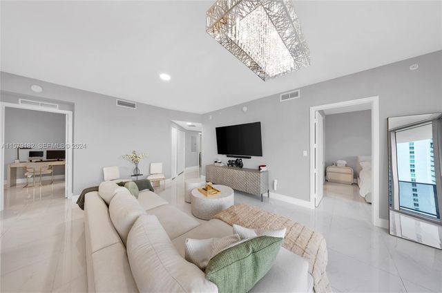 488 NE 18th Street 1801, Miami, FL 33132