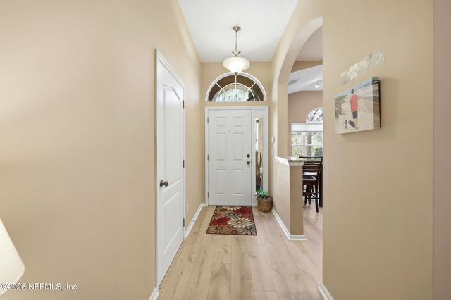 109 THORNLOE Drive, St. Johns, FL 32259