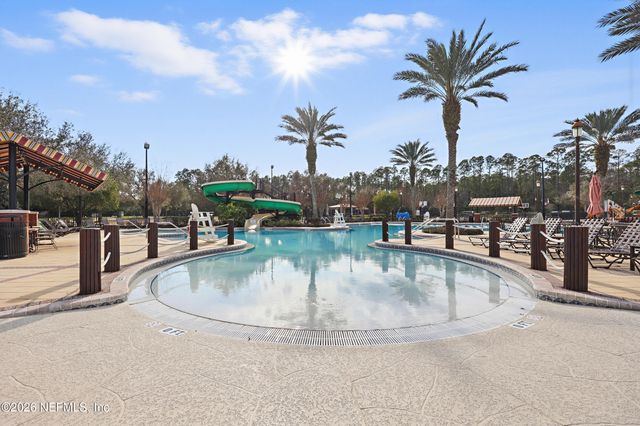 109 THORNLOE Drive, St. Johns, FL 32259