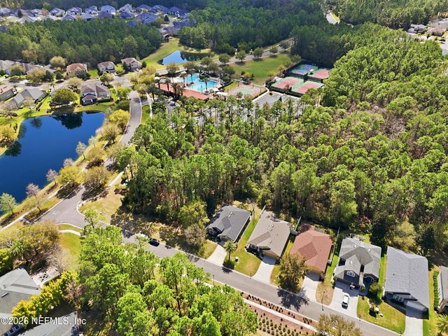 109 THORNLOE Drive, St. Johns, FL 32259