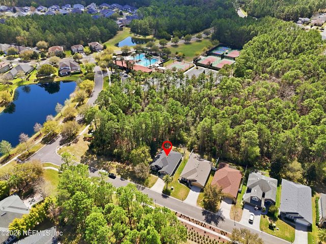 109 THORNLOE Drive, St. Johns, FL 32259