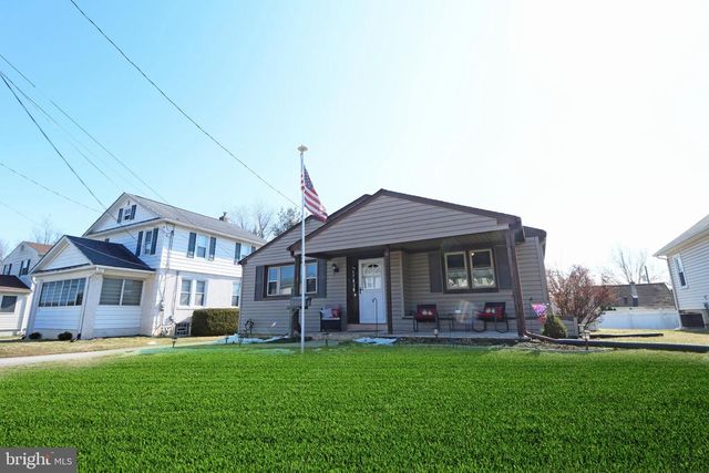 929 GALBRAITH, Upper Chichester, PA 19061