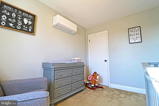 929 GALBRAITH, Upper Chichester, PA 19061