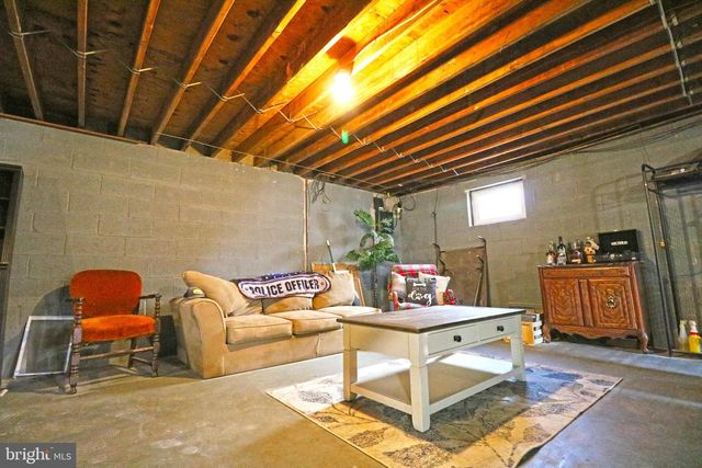 929 GALBRAITH, Upper Chichester, PA 19061