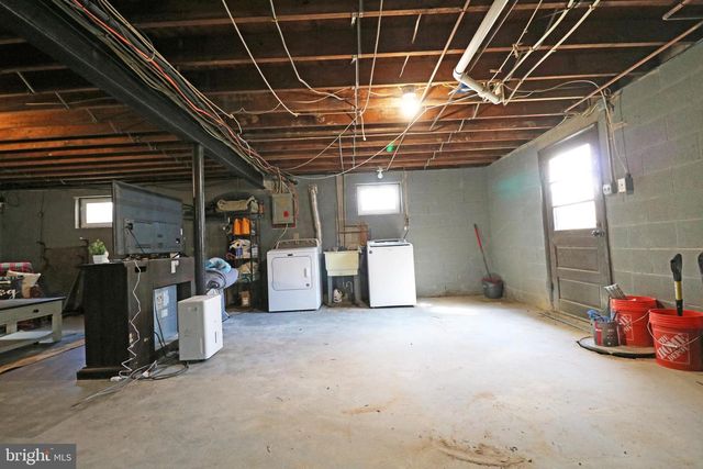 929 GALBRAITH, Upper Chichester, PA 19061