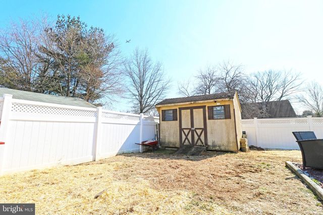 929 GALBRAITH, Upper Chichester, PA 19061