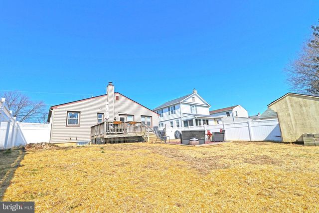 929 GALBRAITH, Upper Chichester, PA 19061