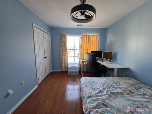 78 Chariot Court, Piscataway, NJ 08854