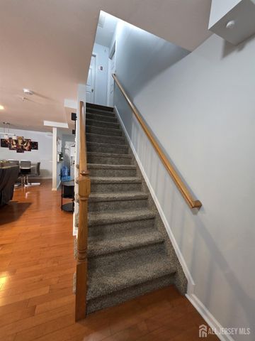 78 Chariot Court, Piscataway, NJ 08854