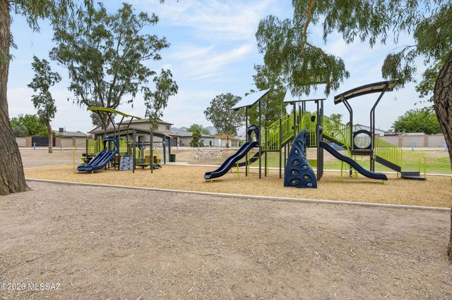 2661 W Fieldbrook Drive, Tucson, AZ 85741