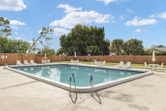 4473 Pine Garden Lane, Lake Worth, FL 33467