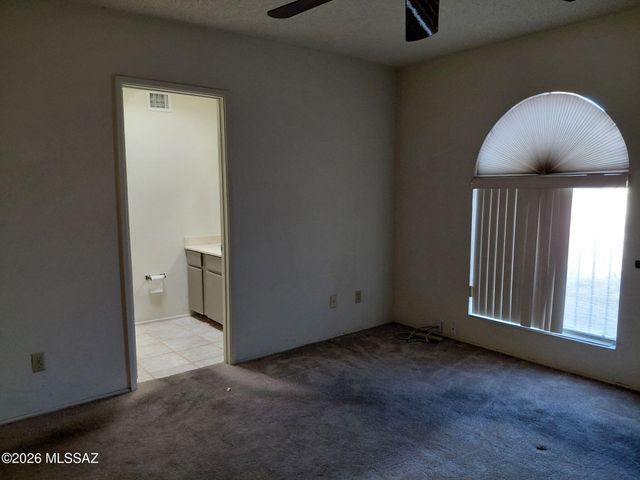 430 N Gollob Road, Tucson, AZ 85710