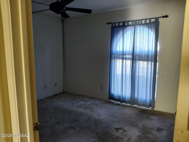 430 N Gollob Road, Tucson, AZ 85710