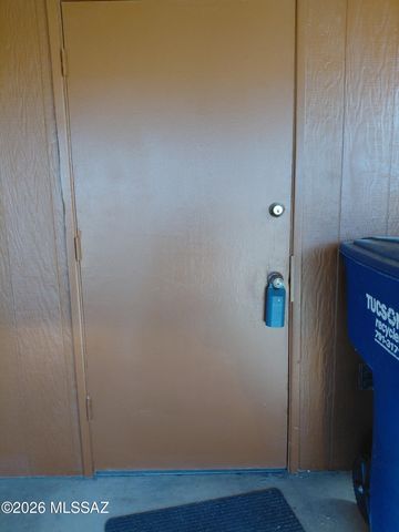 430 N Gollob Road, Tucson, AZ 85710