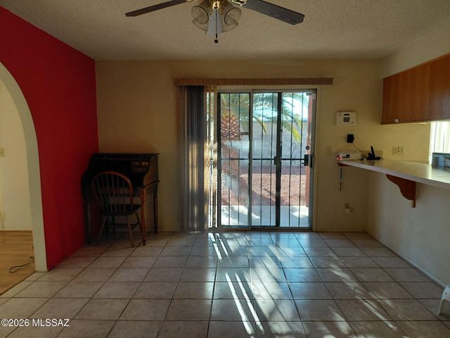 430 N Gollob Road, Tucson, AZ 85710