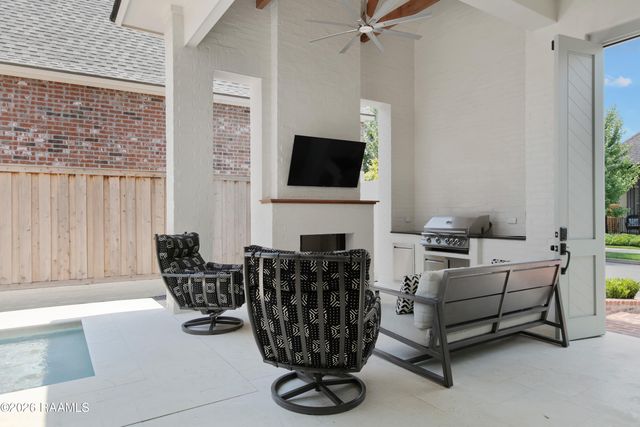 508 Waterview Road, Youngsville, LA 70592