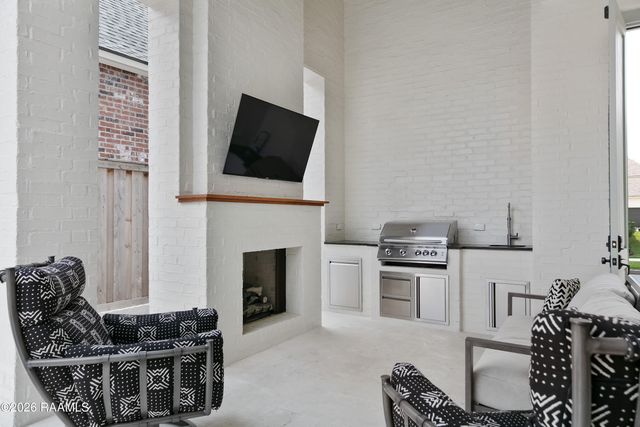 508 Waterview Road, Youngsville, LA 70592