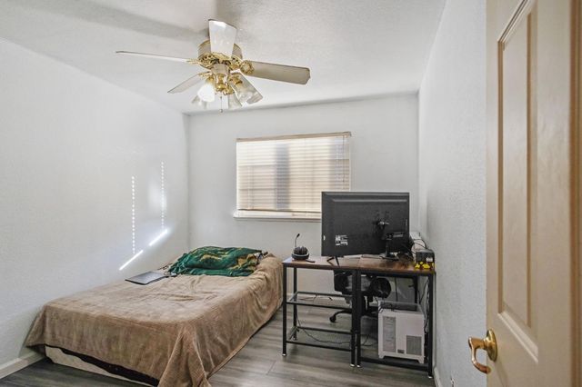 2805 Medinah Way, Modesto, CA 95355