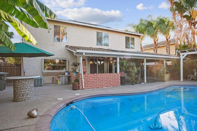 2805 Medinah Way, Modesto, CA 95355