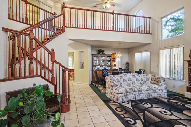 2805 Medinah Way, Modesto, CA 95355