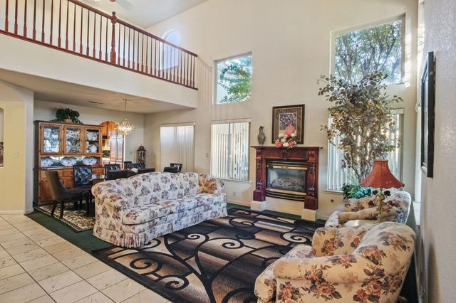 2805 Medinah Way, Modesto, CA 95355