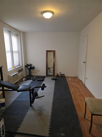 1332 Metropolitan Avenue 6K, Bronx, NY 10462