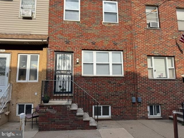 2333 S BONSALL ST, Philadelphia, PA 19145