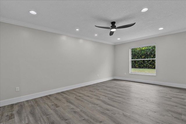14618 63rd Court N, The Acreage, FL 33470