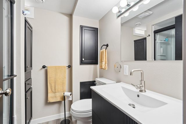 2726 Edgemont Avenue, Waterloo, IA 50702