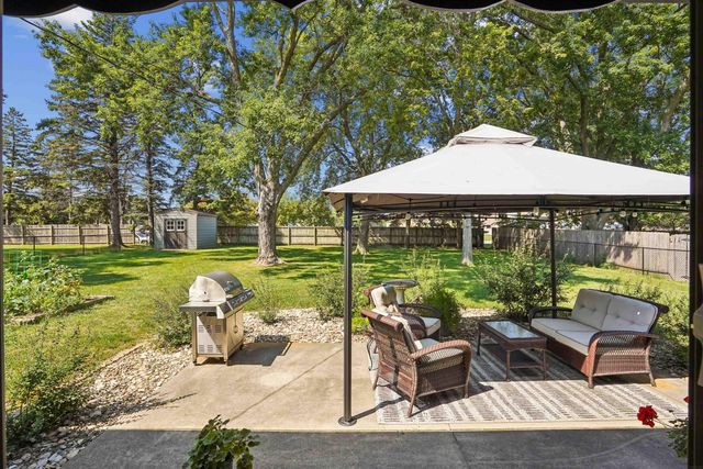 2726 Edgemont Avenue, Waterloo, IA 50702