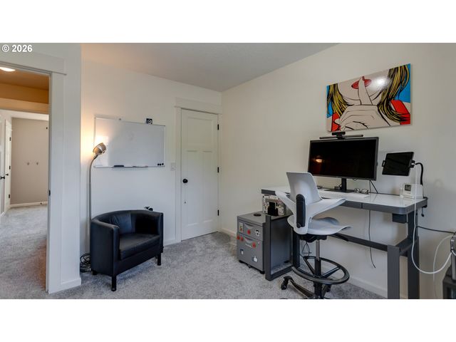 422 Ne 141ST Pl, Portland, OR 97230
