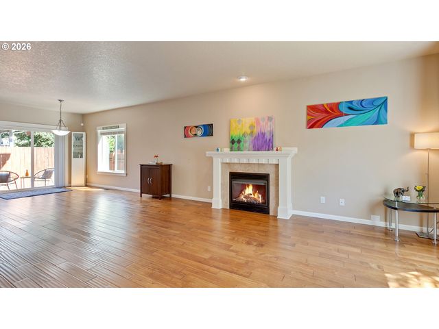 422 Ne 141ST Pl, Portland, OR 97230