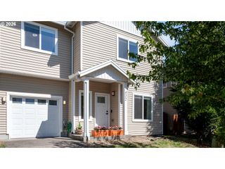 422 Ne 141ST Pl, Portland, OR 97230