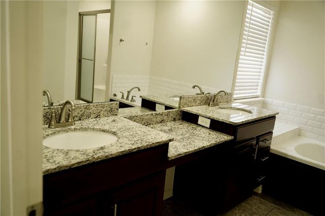 381 Holly Street, Centerton, AR 72719
