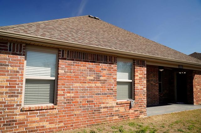 381 Holly Street, Centerton, AR 72719