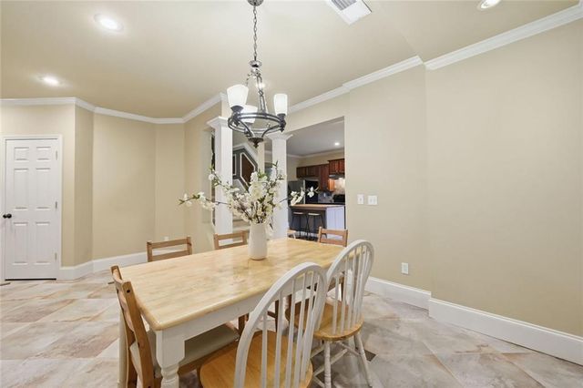 585 St Regis Lane, Alpharetta, GA 30022