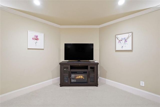 585 St Regis Lane, Alpharetta, GA 30022